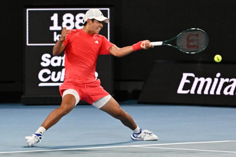 2025 Australian Open Second Round Upsets