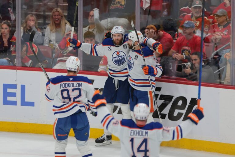 Oilers Rally from 3-Goal Deficit, Win Game 4 against Panters in Overtime to Even Stanley Cup Final