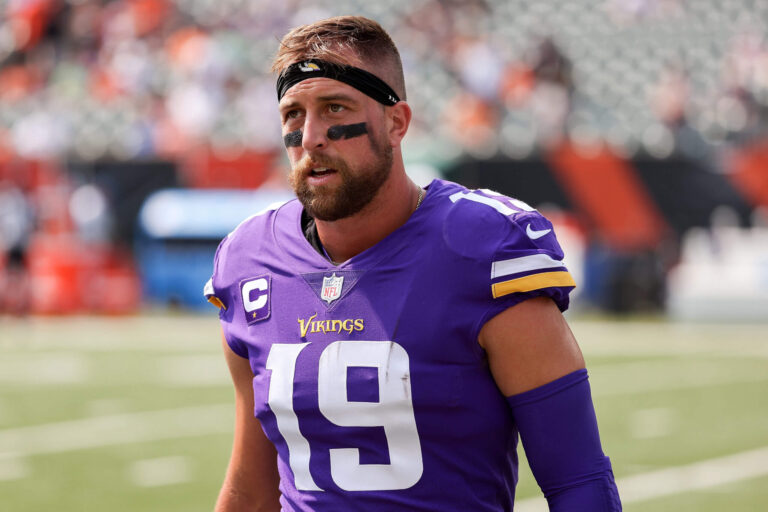 Steelers Add Veteran WR Adam Thielen After Vikings Release