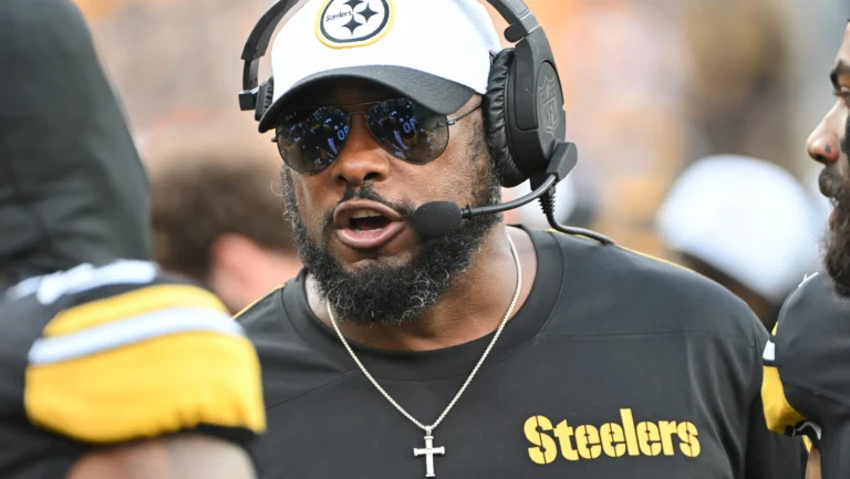Mike Tomlin Steps Down as Steelers Head Coach After 19 Seasons